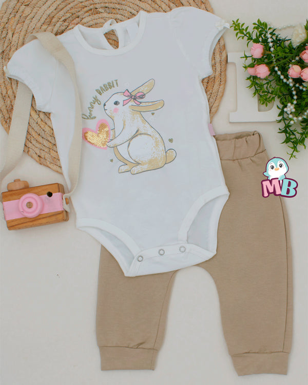 Mameluco coneja + jogger