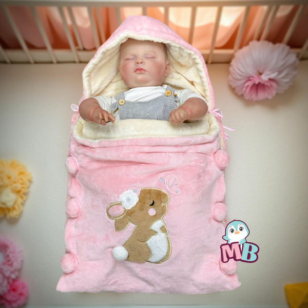 Sleeping Nube Luna